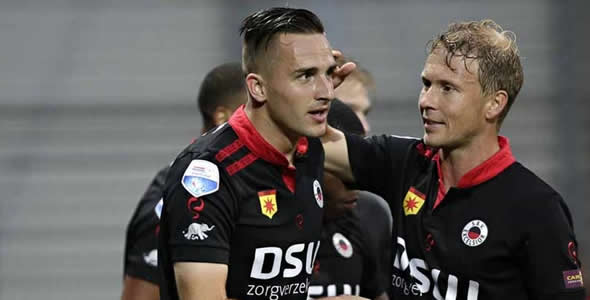 詹姆斯用一 詹姆斯用一