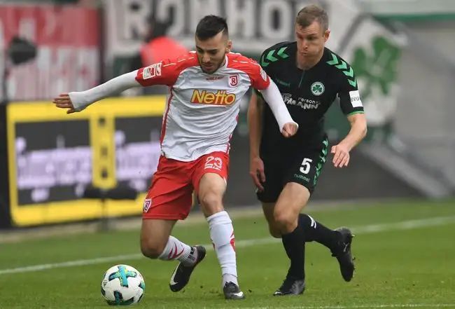 边通过录像 边通过录像