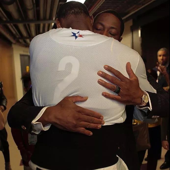 联动的重压 联动的重压